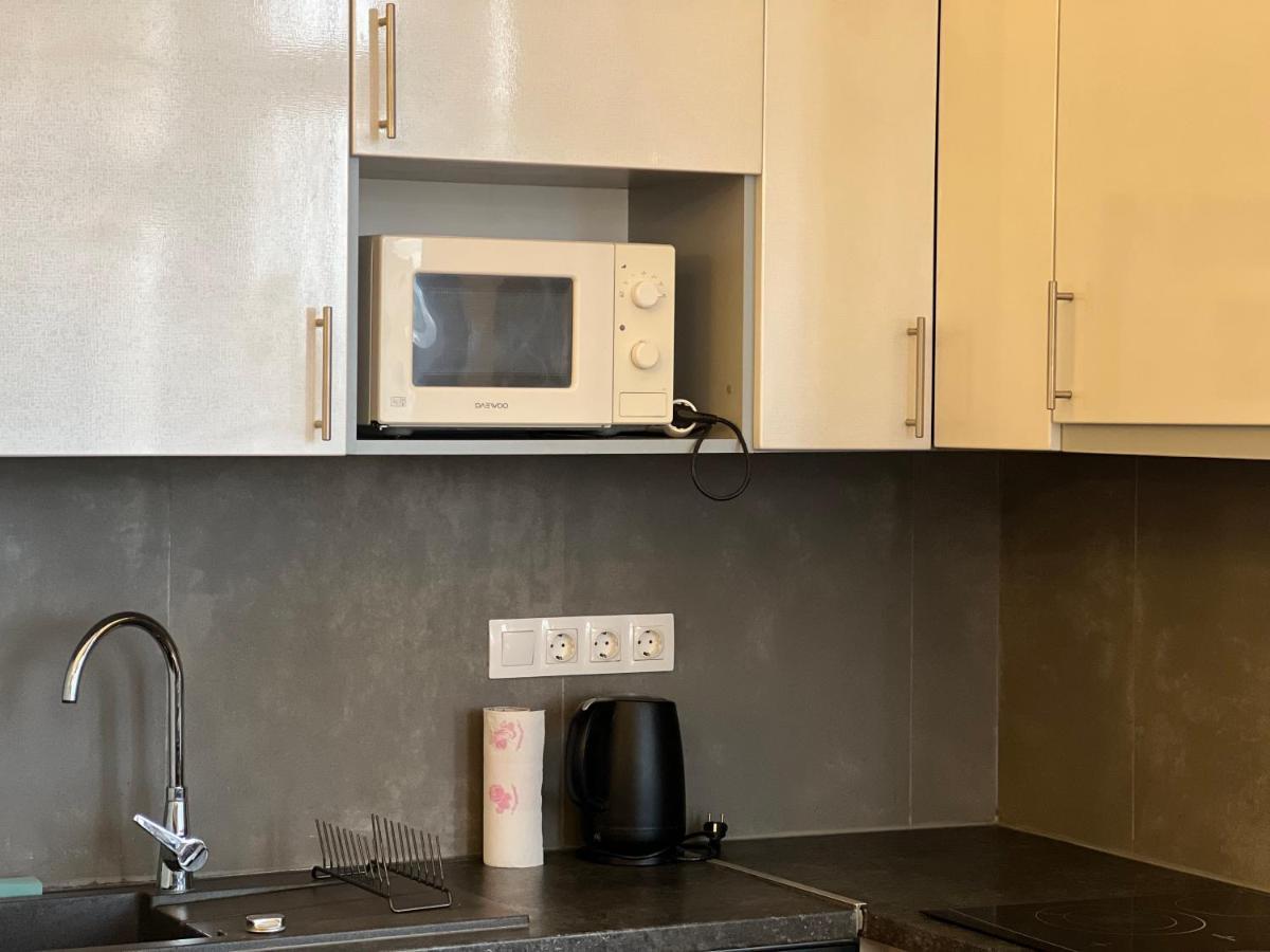 F14 Guest House By Small Home บูดาเปสต์ ภายนอก รูปภาพ